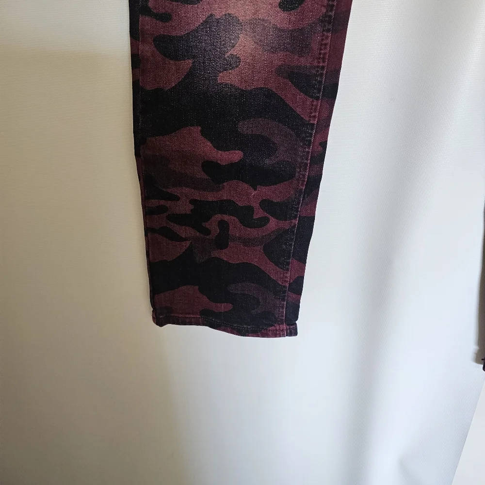 Dstrkt Men Tie-dye Camo Pattern Red Denim Jeans W34/L32 straight